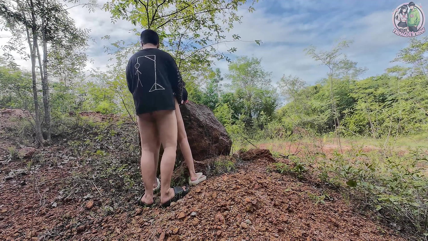 Thai Teen Amateur Outdoor Fuck POV Creampie in Nature Thai Voice