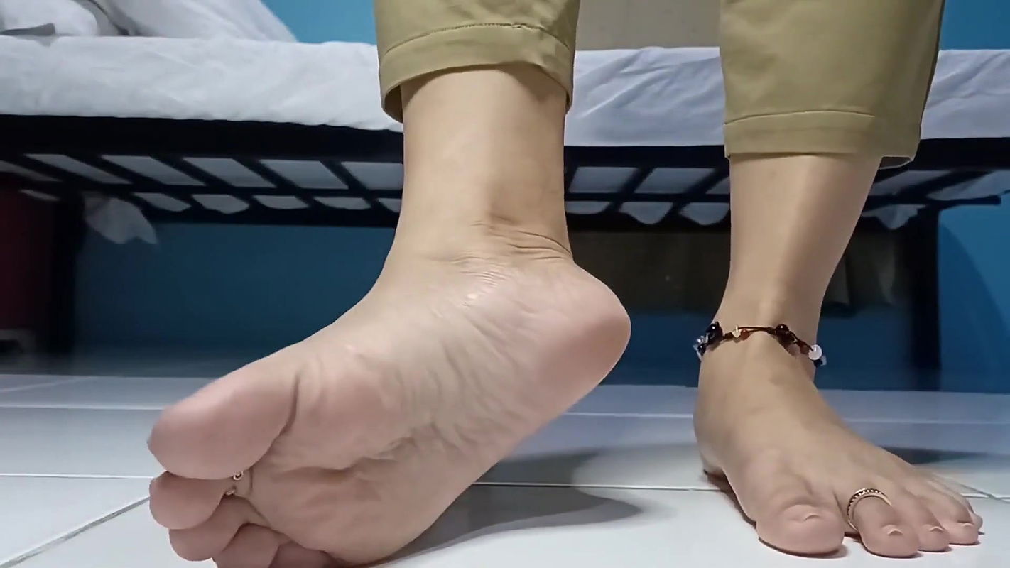 The Giantess Crushing Tiny Freaks with My Huge Feet