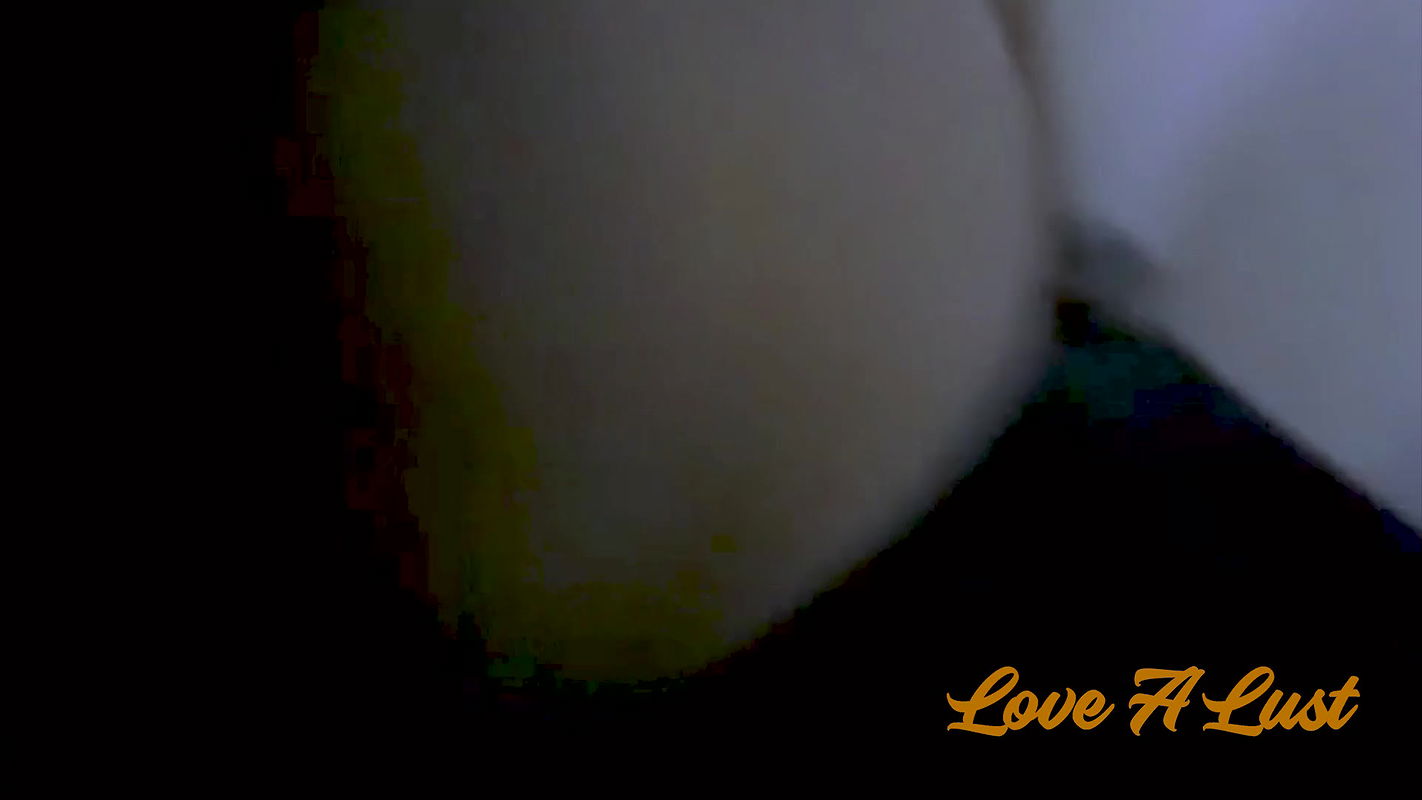 Tumakas Sa Kanyang Asawa Para Magpakantot Sa Motel