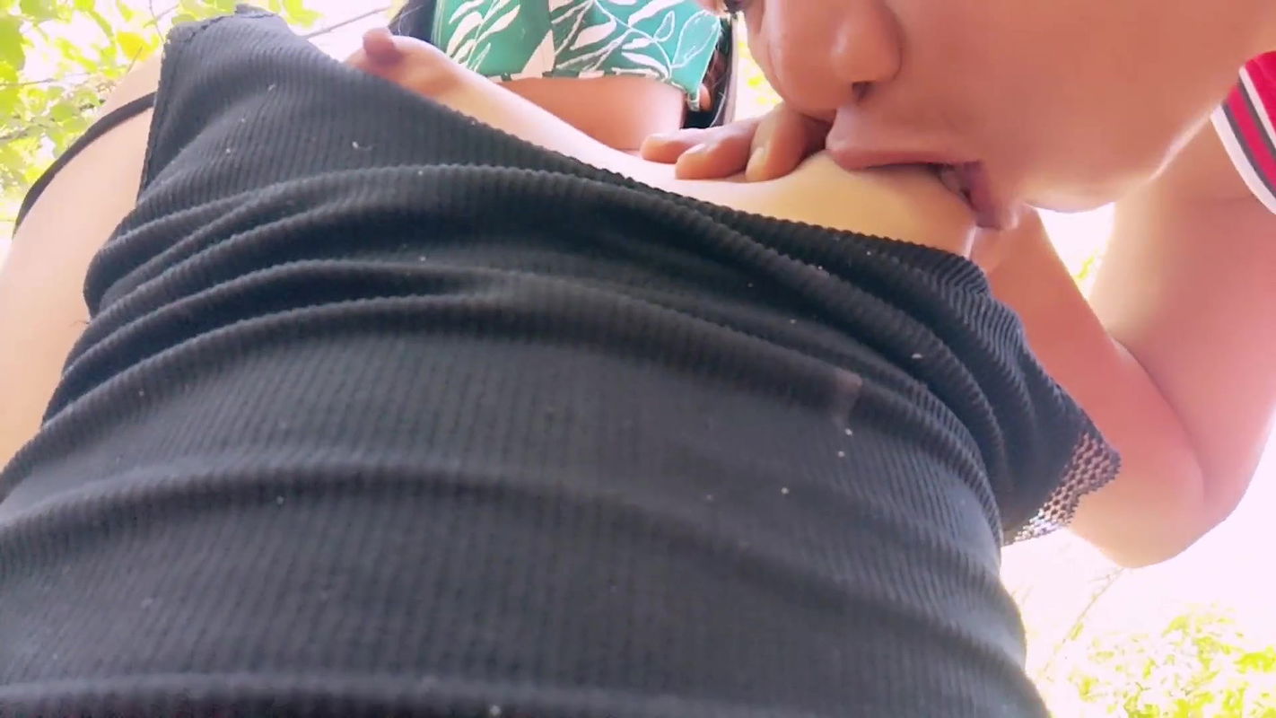 VIRAL LITTLE INDO HOUSEMAID DEVIRGINIZED BY BOSS OUTDOOR