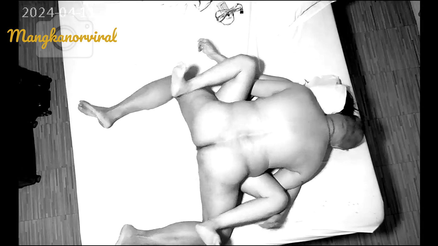 Viral! Silip Pinay Young Student Fucked by His Professor in Her Dorm