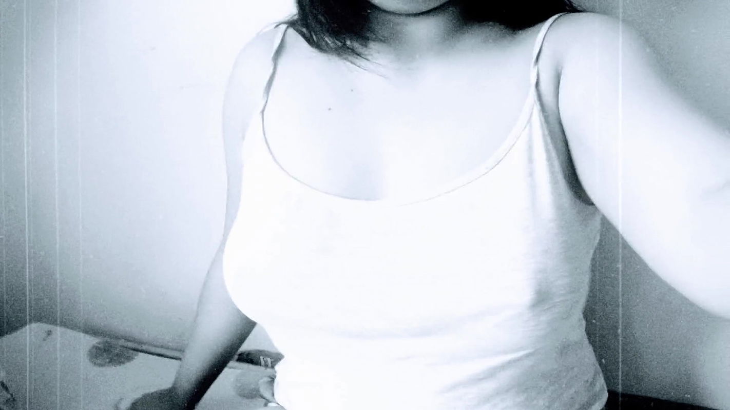 Watch me being playful and teasing 🤭