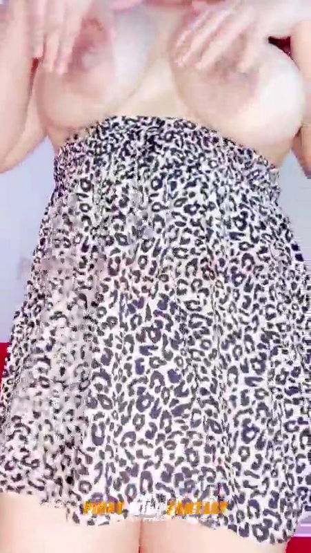 Pinay Viral – Mapang Akit Na Tiktok Dance Ni Ms.emma! Walang Panty at Nilabas Ang Malaking Suso