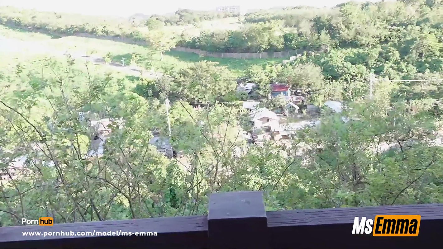 Pinay Viral Outdoor Creampie Sex on the Balcony of a Hotel in Boracay