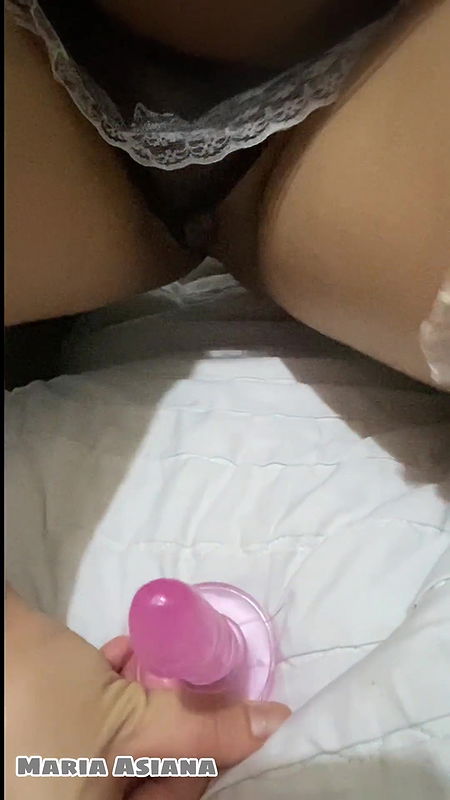 Filipina playing small dildo to her pussy