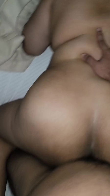 Fingering Creampied Wet Pinay Pussy