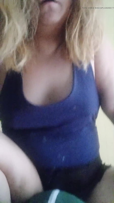 Humping pillow and dildo Talbog talbog Ako sa unan at didlo