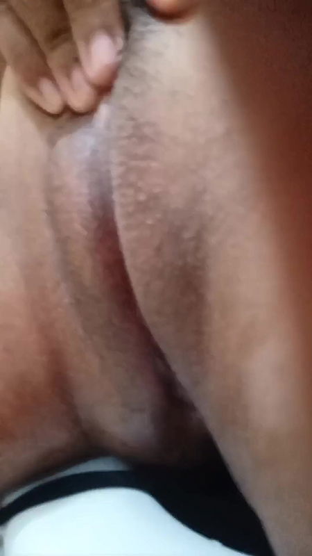 MILF – Indonesian Mom Solo 2022