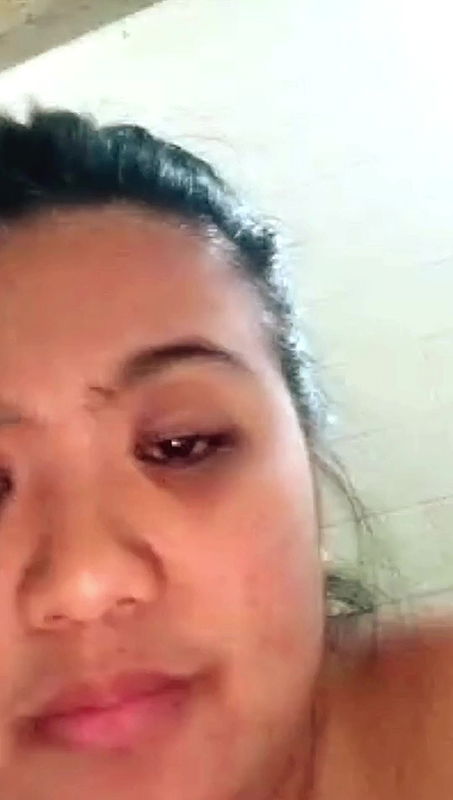 Philippines Girls Has Shower Sex at Home
