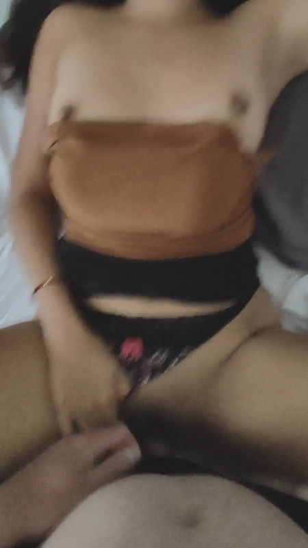 Sexy Asian Babe and Foreigner Tinder Date Ends with a Quickie