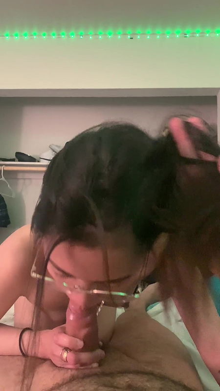 SHE SAID ‘SORRY ITS MY FIRST TIME’ WHEN SUCK MY DICK I WAS HUNGRY TO SMASH THIS SUBMISSIVE PETITE FILIPINA TIGHT PUSSY