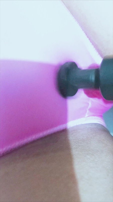 Thick thigh Pinay wife pussy massage + Creampie