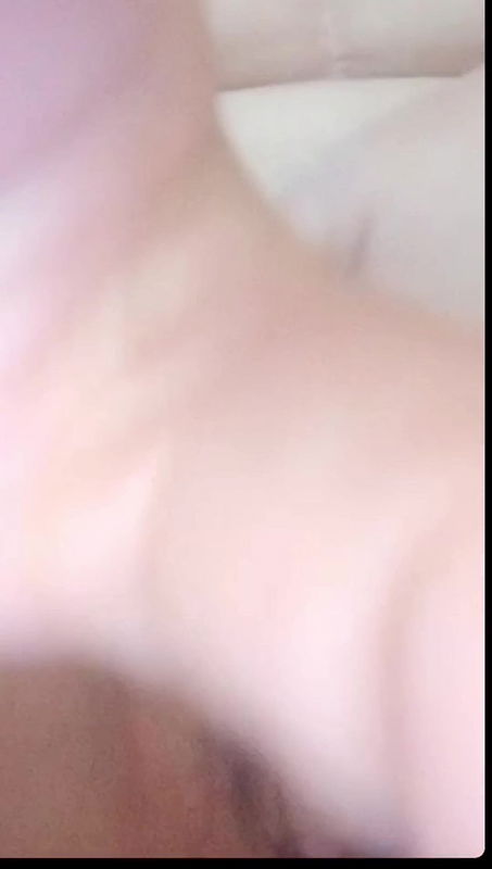 THIS TEEN BOY COLMEK IS VERY SAD