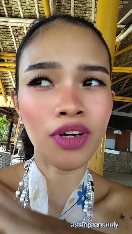 Beauty Speech and Introducing Huge Dildo After Having Fun Outside