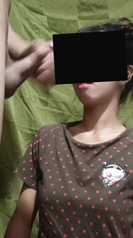 Dalagang Pinay First Time Sumubo Ng Burat💦