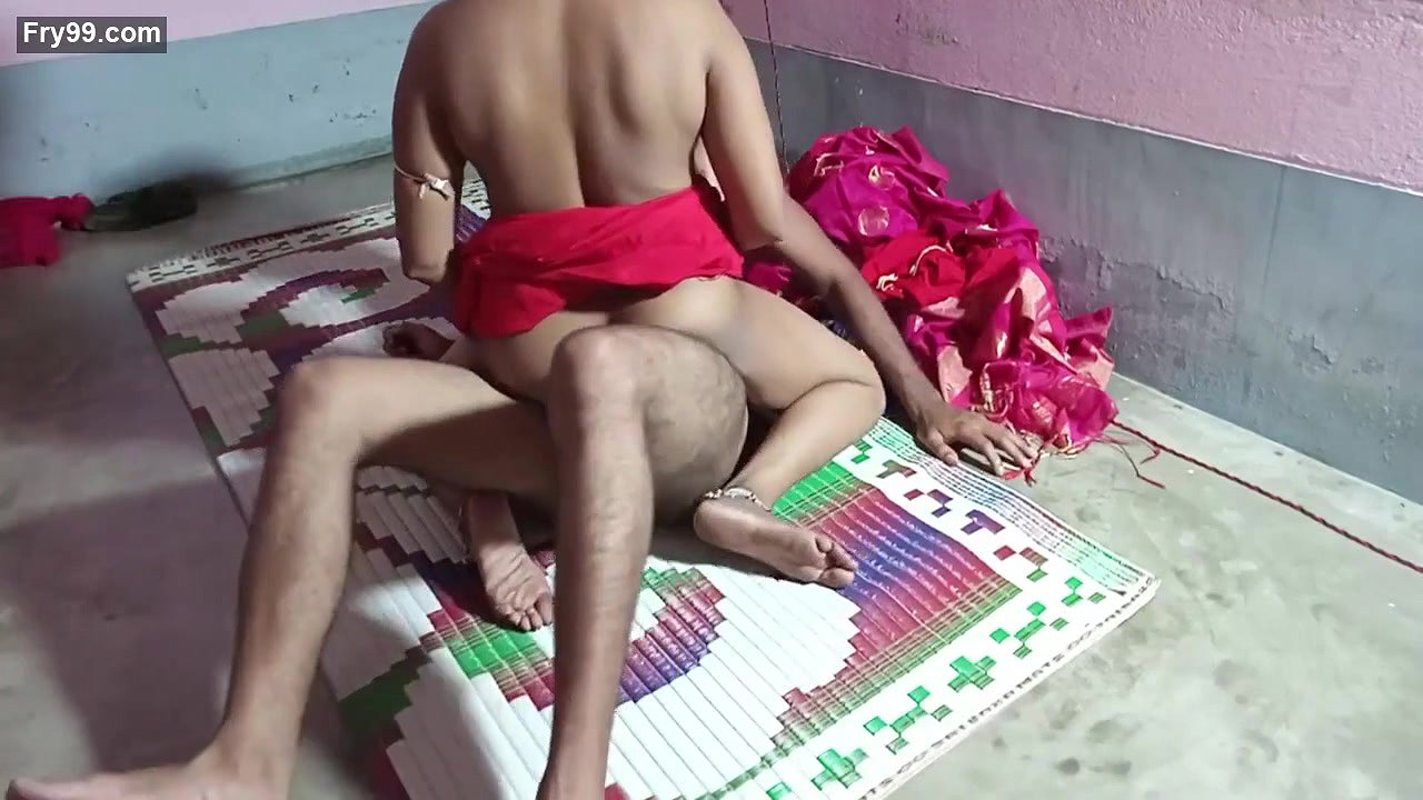 Newley Married Desi Wife Fucking When Her Husband Resting On Her Honeymoon
