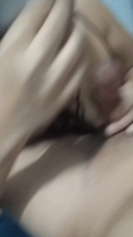 Pinay hot sister friend fuck me at my room