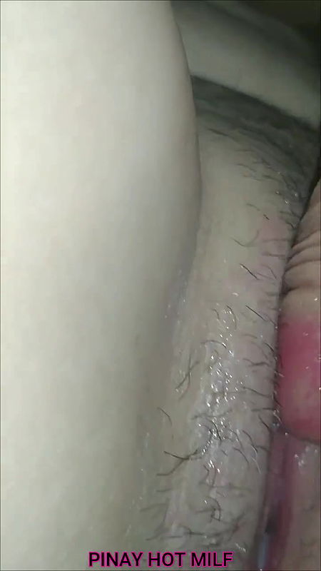 This Pinay Hot MILF fucking her realistic Dildo. It got me so horny