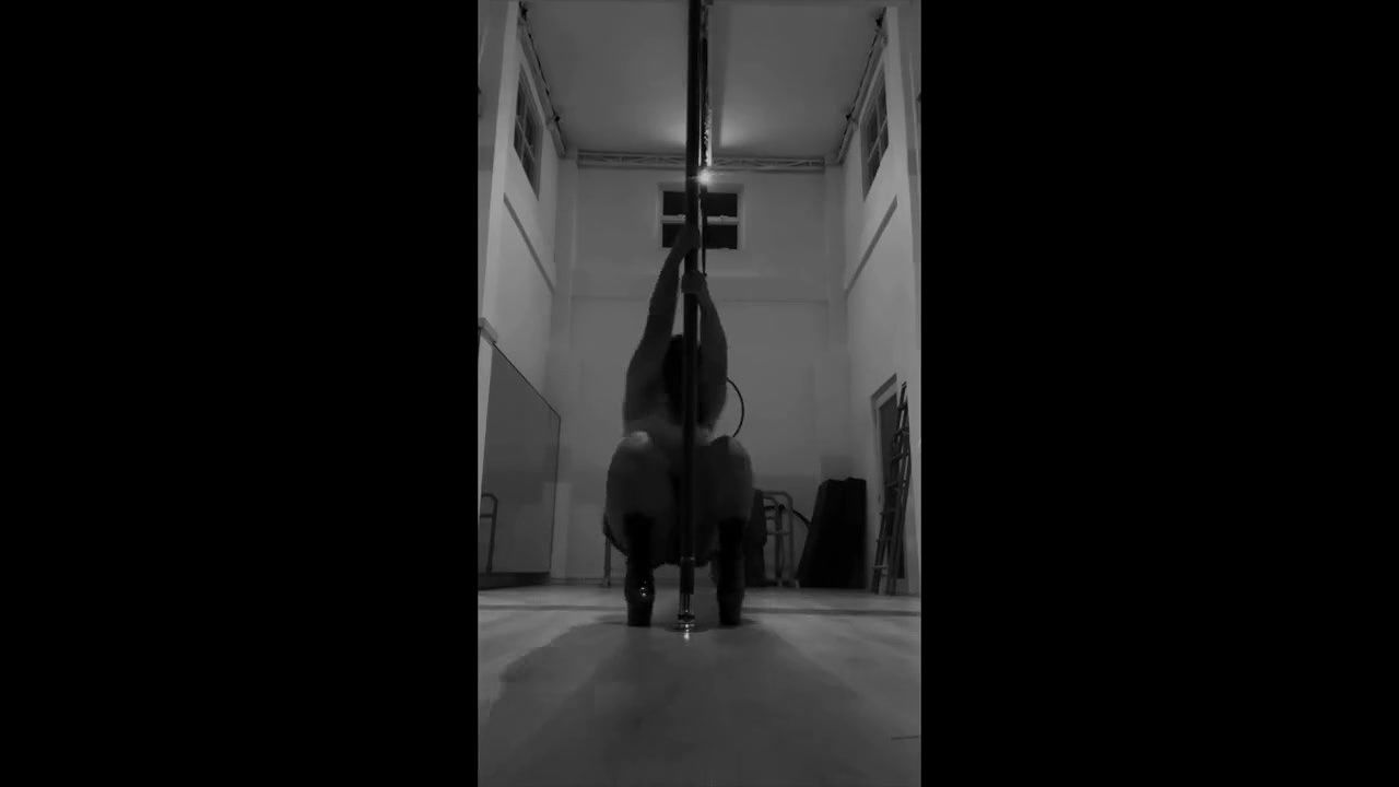 Pinay Pole Dancing with Heels and doing Aerial Hoops