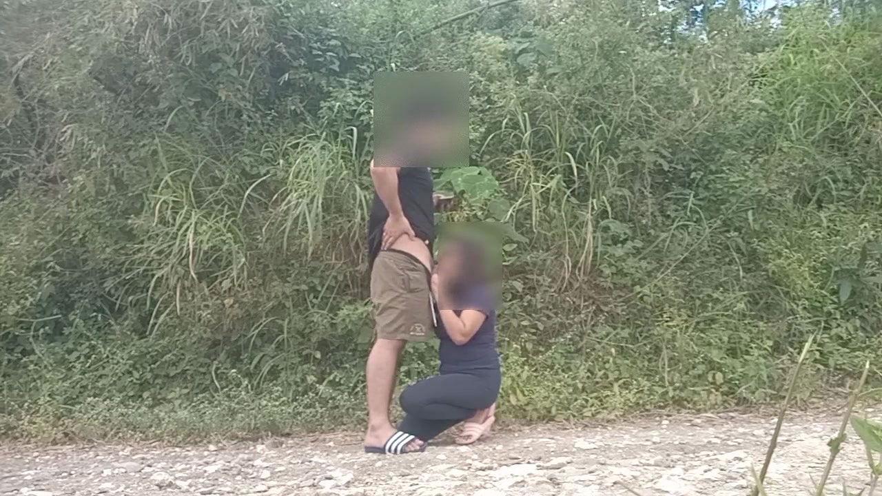 Horny Filipino Couple fucks in Public Voice Over + Shoutout