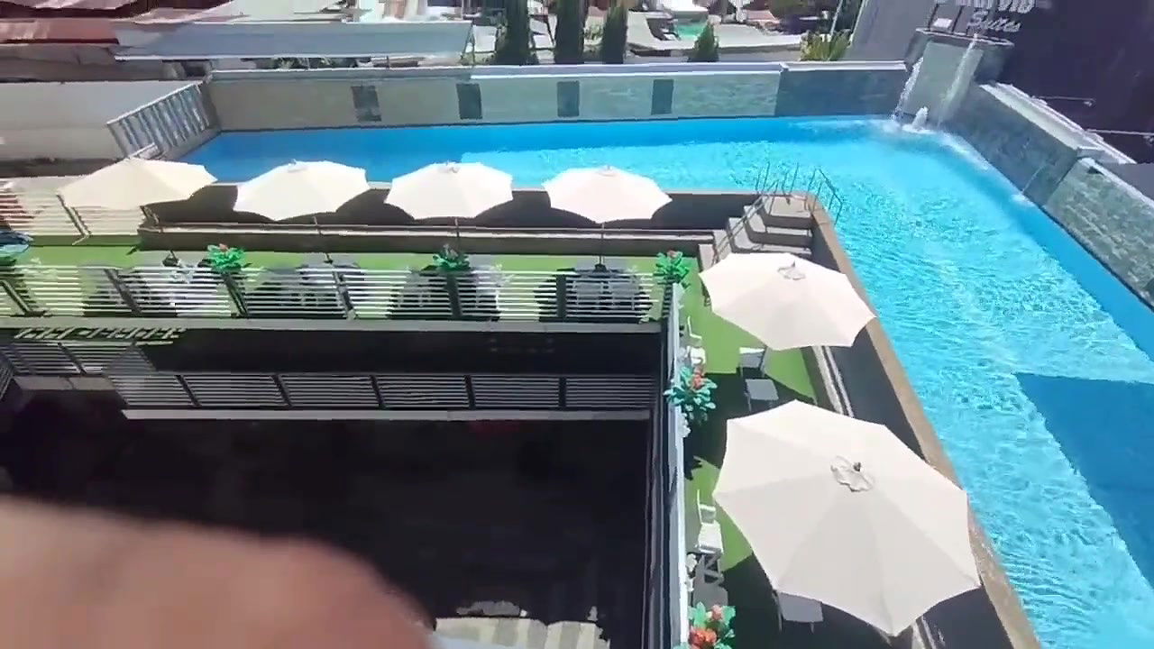 Fucking quickly in Public Comfort Room