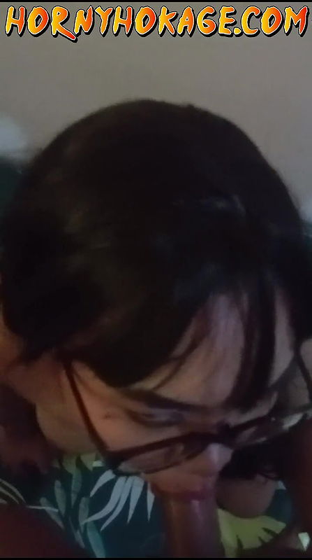 Pinay blowjob material babe