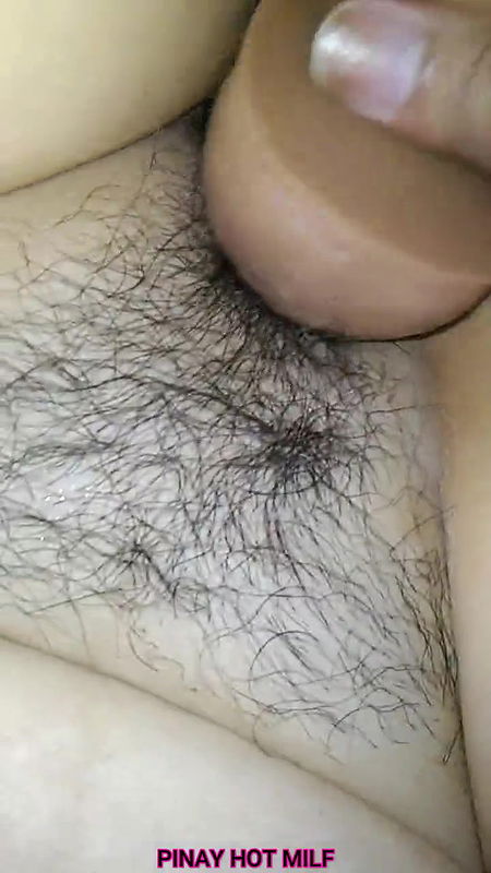 I Gave My Pinay Hot MILF a Realistic Dildo and she loves it!