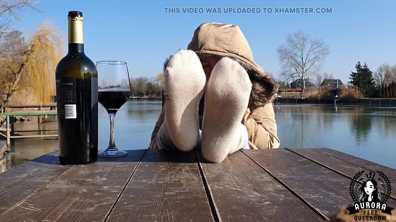 Aurora Removes Her Socks and Shows Her Soles