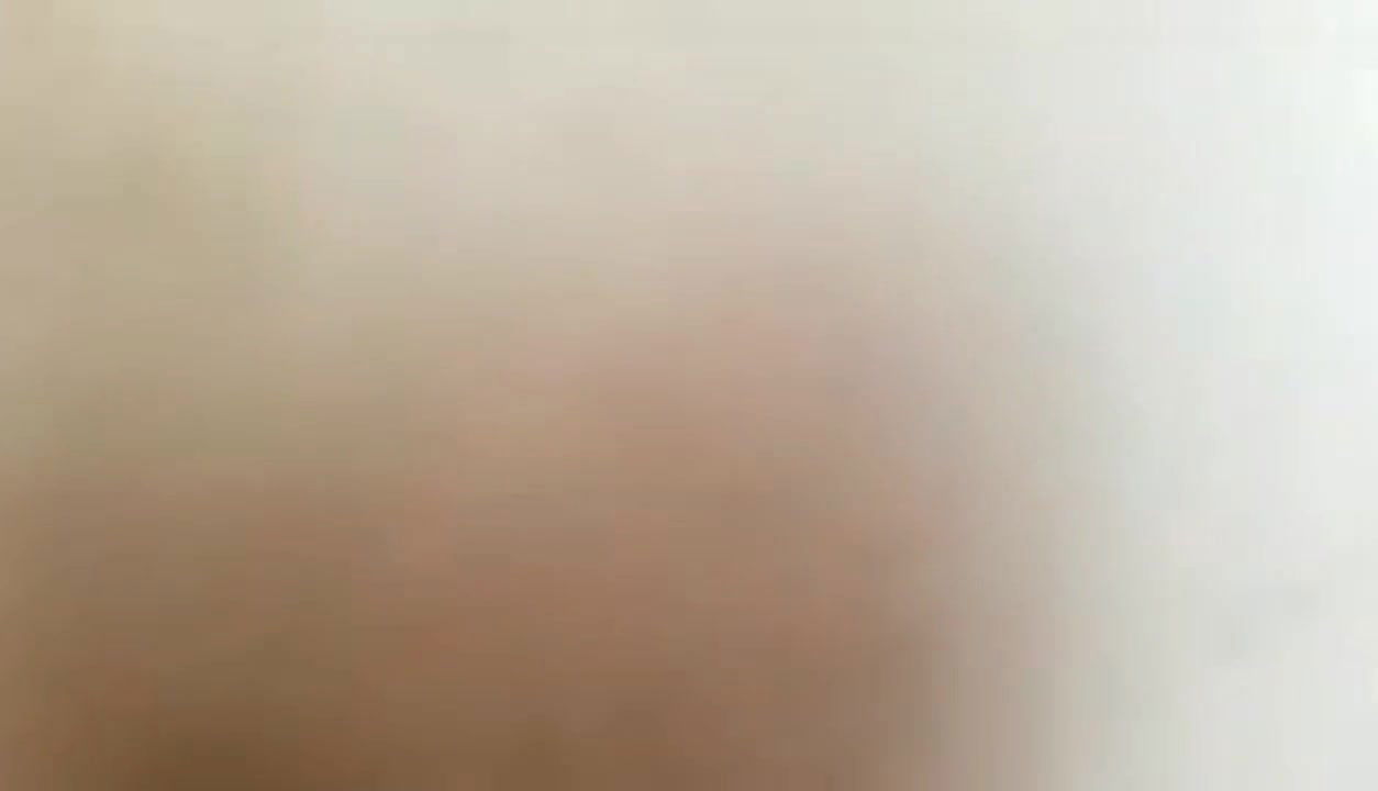 Iniyot habang nag eexam