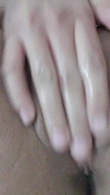 Asian hot finger girl