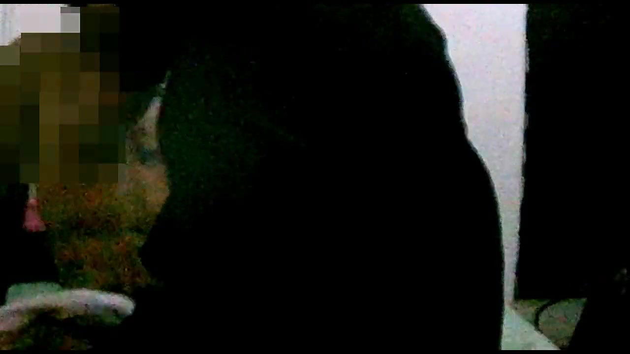 She offers a handjob