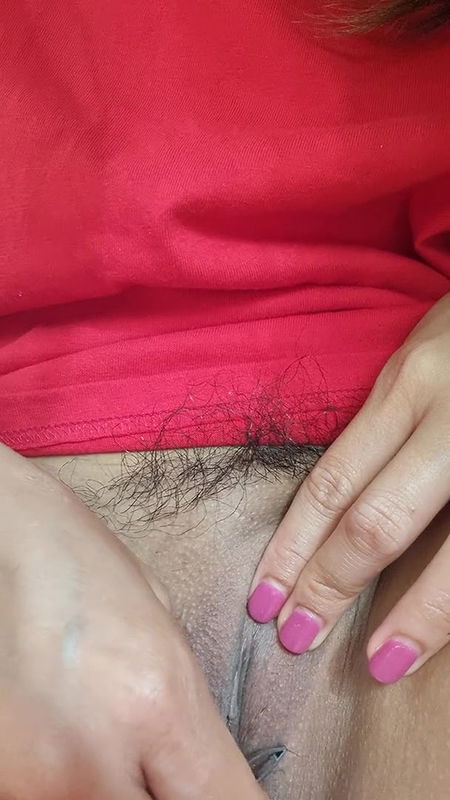 Grooming my pussy – keeping it clean and hairless