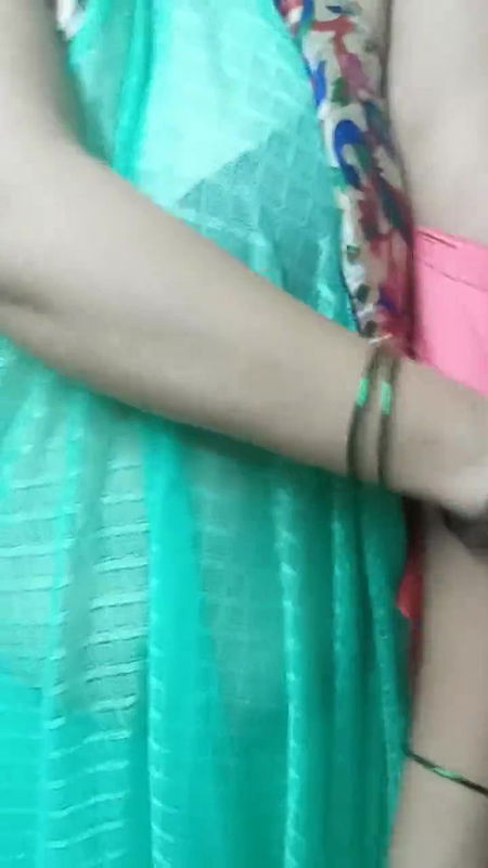 Mumbai Housewife Enjoying Sex