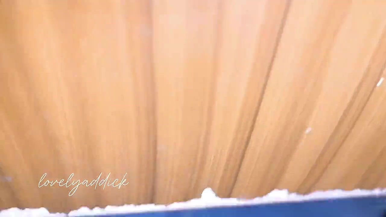 chill night sa balcony. inom na may konyeng landi