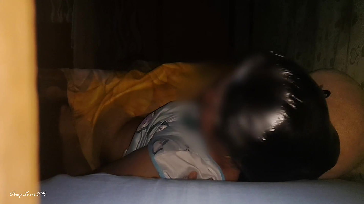 Sharing Bed with Stepsister Indeed in Wild Hot Sex