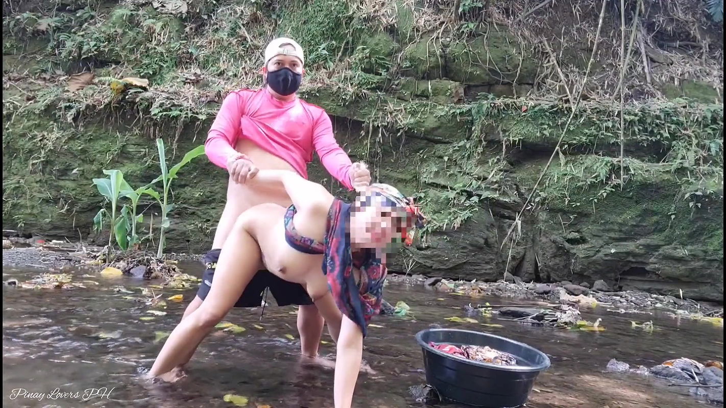 Random Stranger Fucks My Pussy Nearby the River