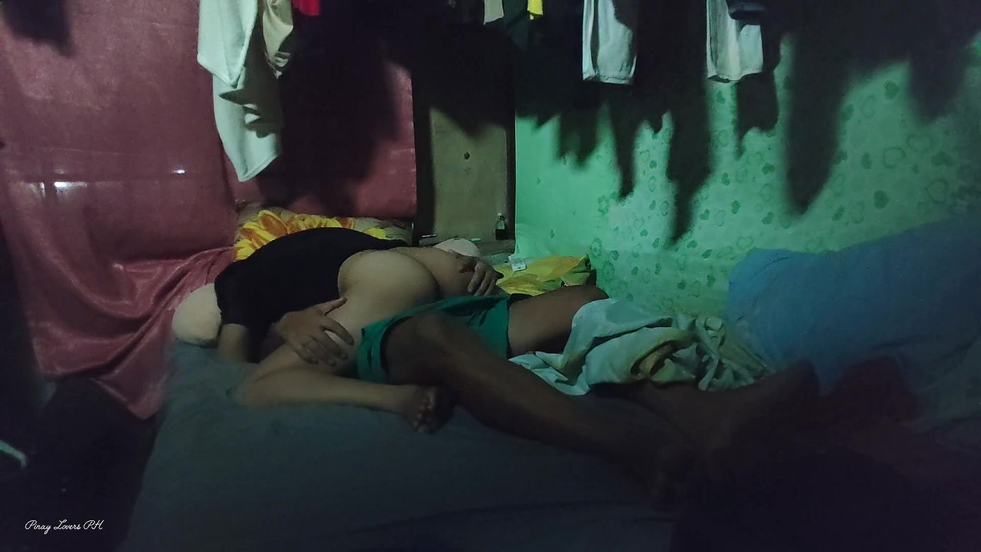 Pinay Stepmom Fucks Stepson Caught Him Jerking Help Him Load a Huge Cum