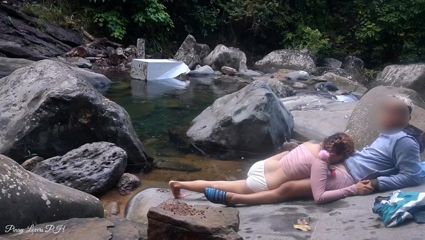 Risky Sex on Falls Random Stranger Hard Fucks My Pussy