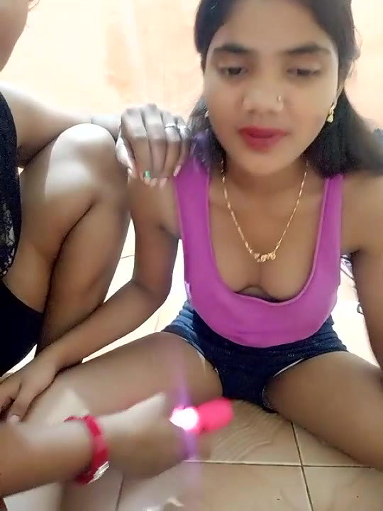 Desi hot couple- 1