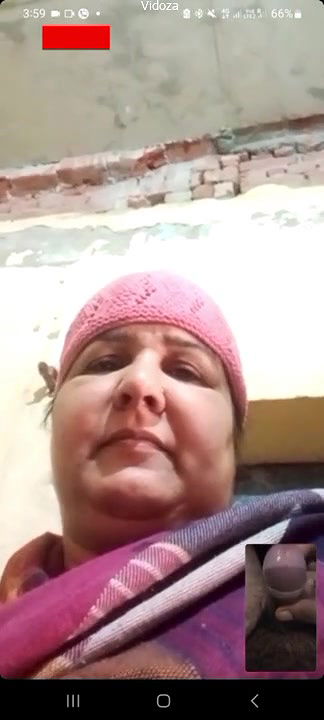 Horny Tanker Aunty Showing Fingering