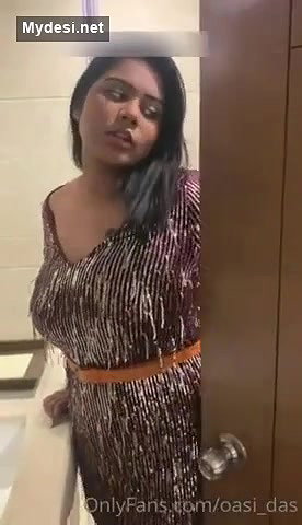 Oisi Das as an escort fucking around in hotel rooms