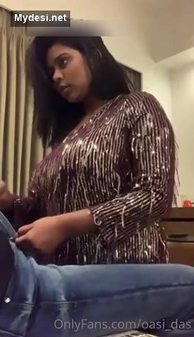 Oisi Das as an escort fucking around in hotel rooms