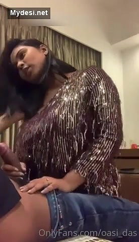 Oisi Das as an escort fucking around in hotel rooms