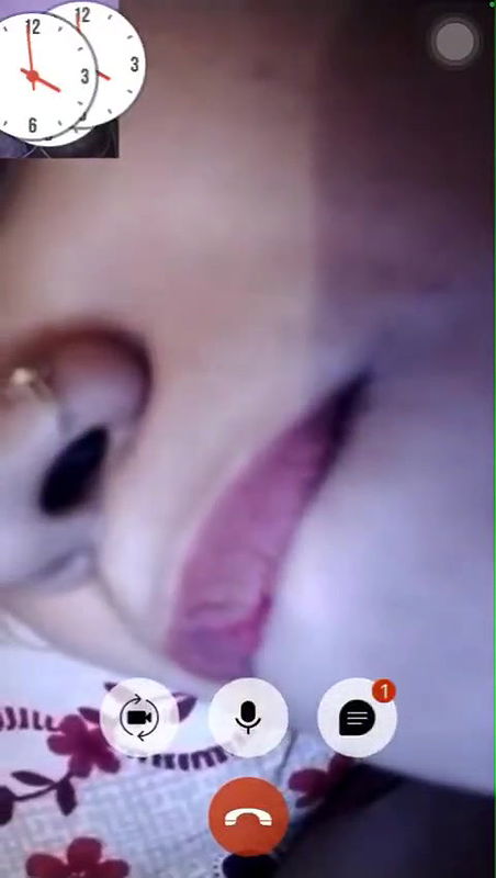 Bengali babe vc show her nipple kissing