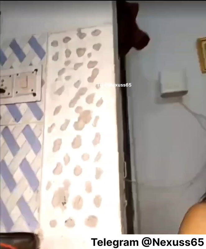 V-hot-sweet-STRIPCHAT Ticket show