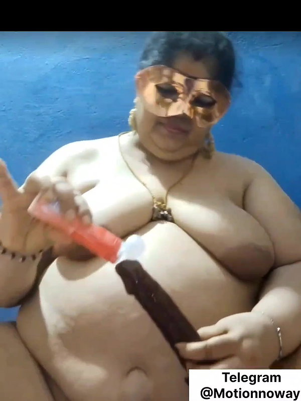 Tamil_Thanushri-STRIPCHAT Ticket show