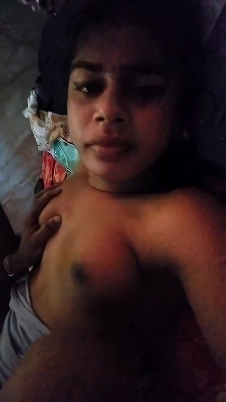 DESI HORNY GF GETTING PLEASURE FROM EX LOVER