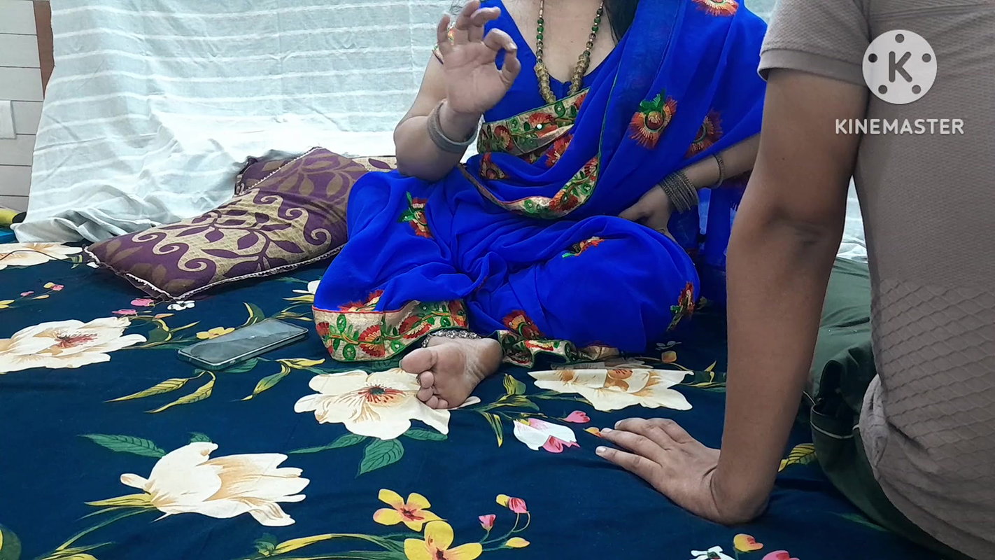 DESI BHABHI CALLED NEIGHBOUR PLAYBOY FOR FUN IN HINDI AUDIO