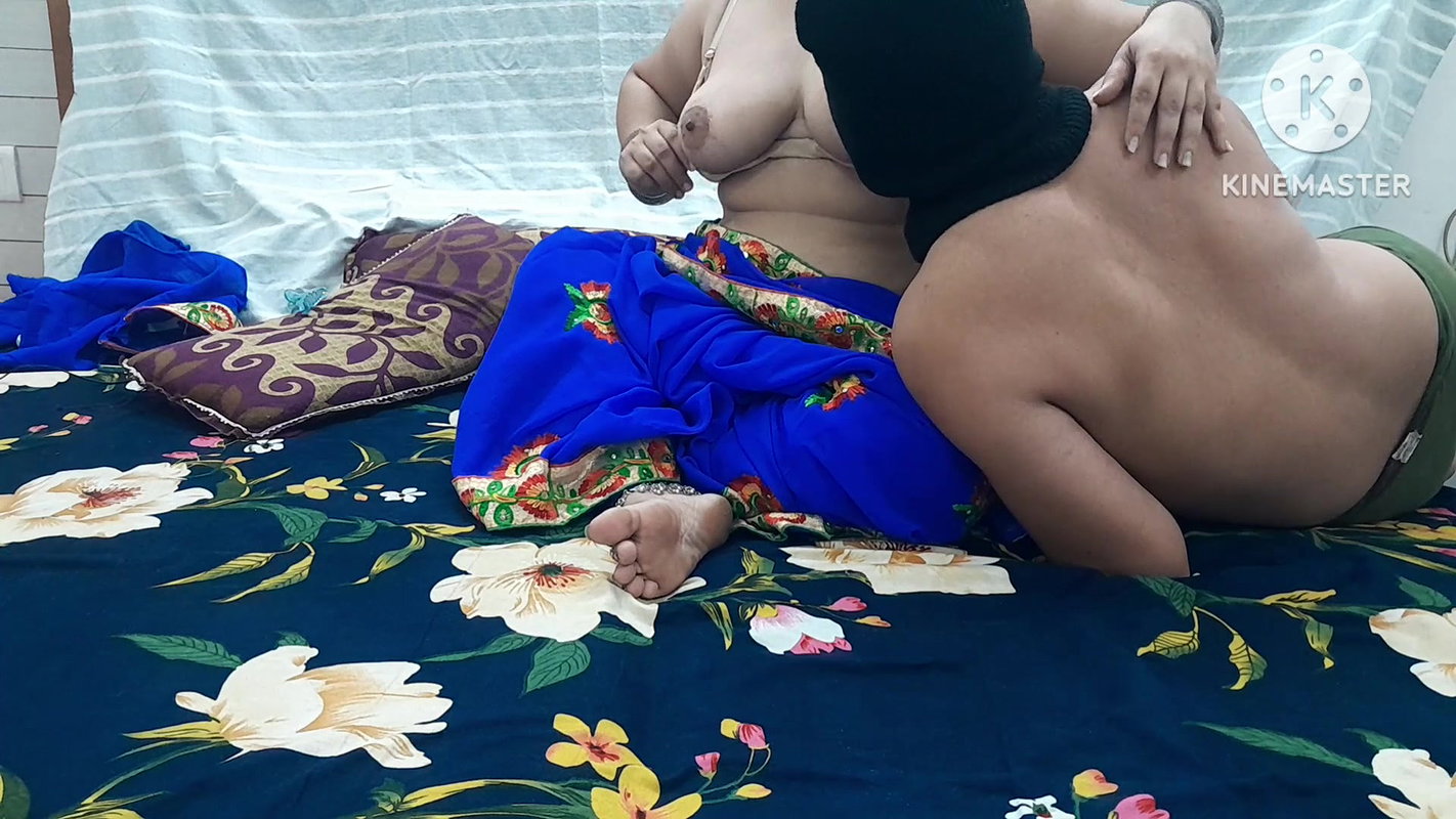 DESI BHABHI CALLED NEIGHBOUR PLAYBOY FOR FUN IN HINDI AUDIO