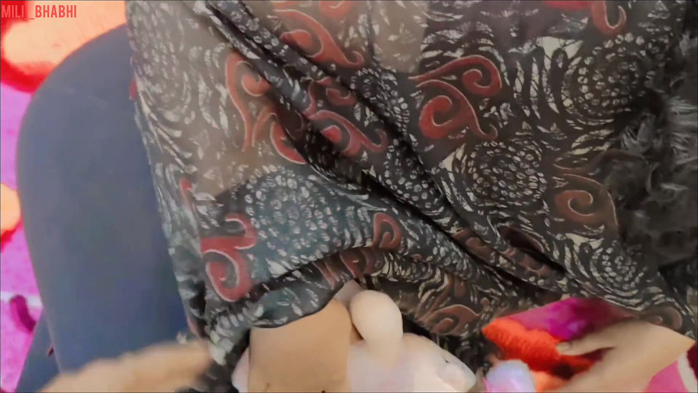 Desi Indian GF BF OYO MMS hindi sex, real indian local desi Village girl tight pussy hindi fuck